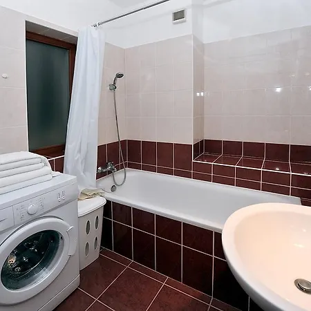 Edes Apartman I Apartamento Pécs