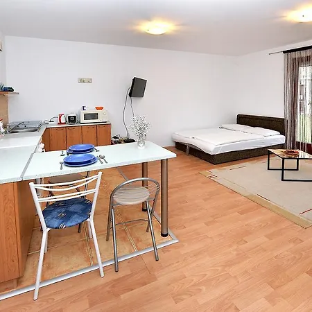 Edes Apartman I Apartamento *